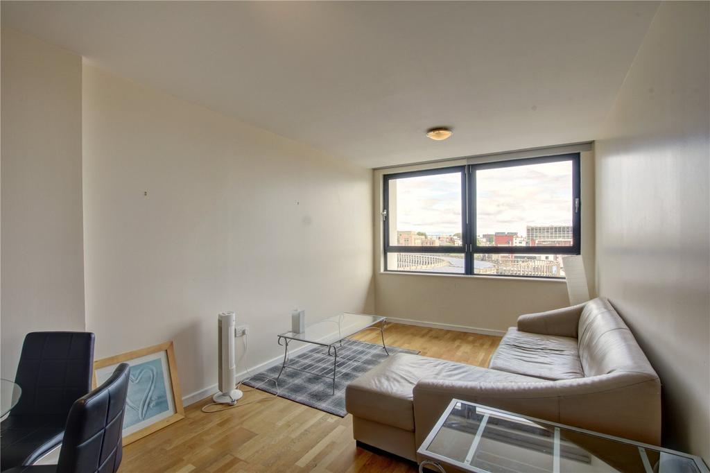 Apartment in Newcastle upon Tyne, Tyne and Wear - View 2