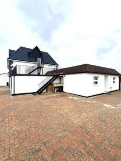 7 bedroom detached house for sale, St Albans Road, Codicote