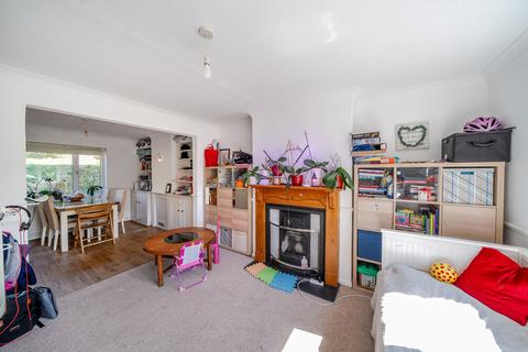 300 Stafford Road, Caterham, CR3 6NJ