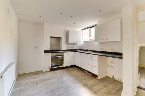 3 bedroom terraced house for sale, Cromwell Road, Southsea