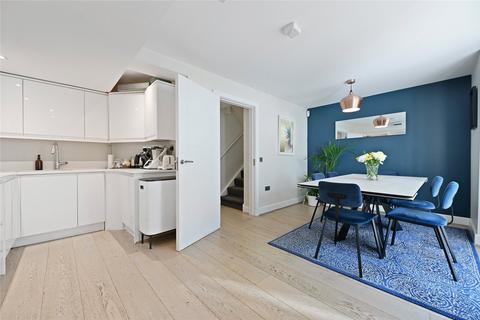 3 bedroom apartment for sale, Devonport Road, London, W12