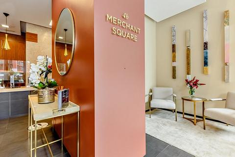 4 bedroom flat to rent, Merchant Square East, London W2