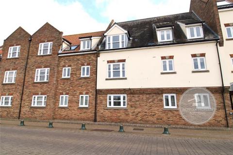 2 bedroom flat for sale, South Quay, King's Lynn, Norfolk, PE30 5DT