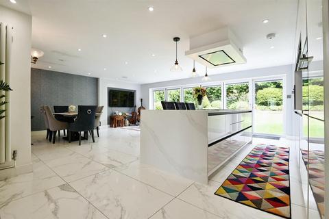 4 bedroom detached house for sale, Rockingham Gardens, Sutton Coldfield, B74 2PN