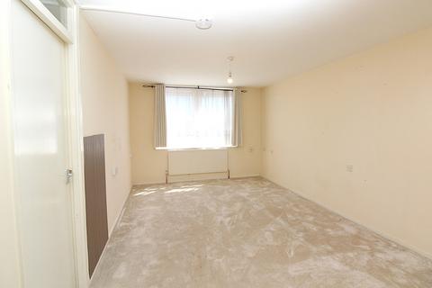 1 bedroom apartment to rent, Veronica Close, RM3