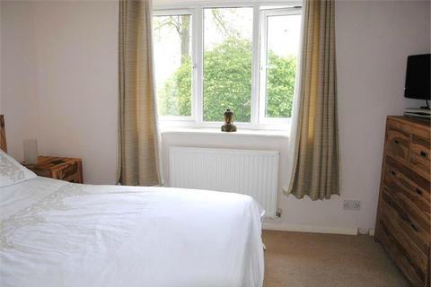 2 bedroom end of terrace house to rent, Walnut Avenue, Baldock
