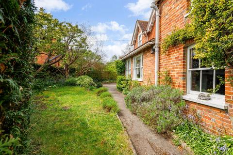 5 bedroom village house for sale, Station Road, Kintbury, Hungerford, Berkshire, RG17
