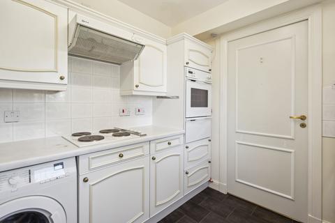2 bedroom retirement property for sale, Barnton Park View, Edinburgh, EH4