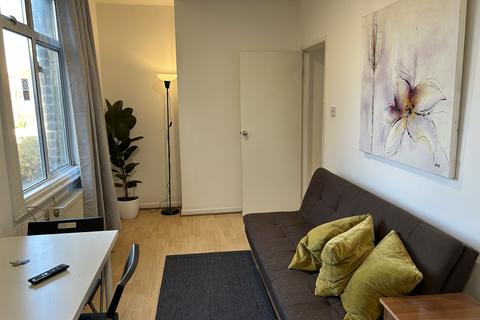 2 bedroom flat to rent, Leinster Terrace, London W2