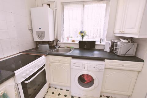 2 bedroom terraced house for sale, Berry Vale, South Woodham Ferrers