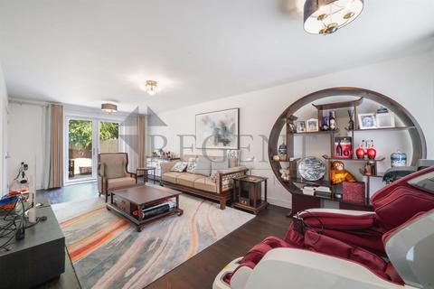 5 bedroom detached house for sale, Well Grove, London, N20