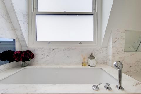 3 bedroom apartment to rent, Prince of Wales Terrace, London W8