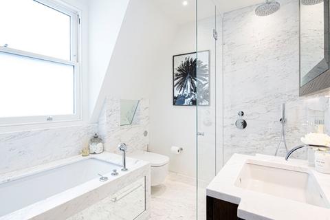 3 bedroom apartment to rent, Prince of Wales Terrace, London W8