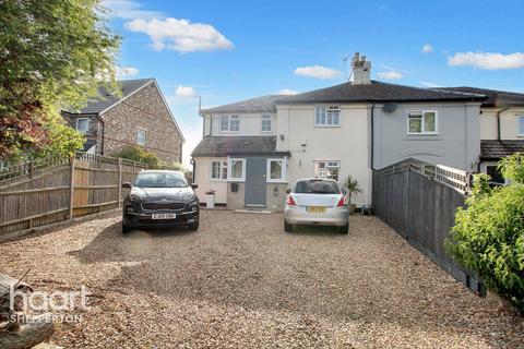 4 bedroom semi-detached house for sale, Charlton Road, Shepperton