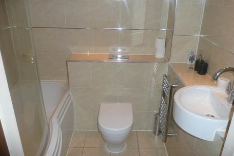 1 bedroom flat to rent, The Gatehaus, East Parade, Little Germany