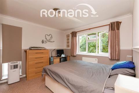1 bedroom apartment for sale, Bartons Way, Farnborough