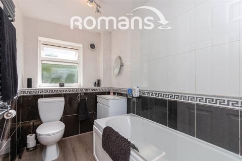 1 bedroom apartment for sale, Bartons Way, Farnborough