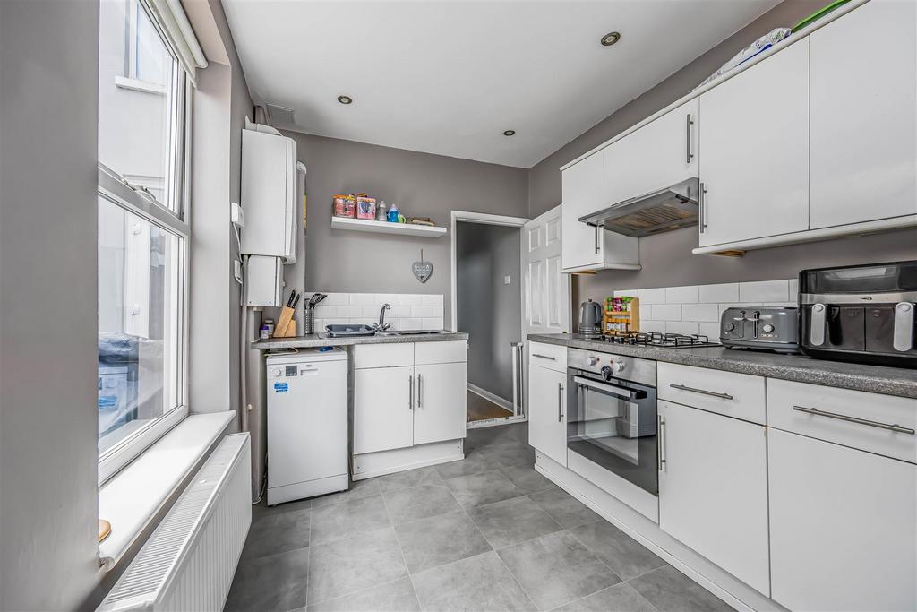 21 Toronto Road, Fratton-Small-Portico Marketing-So