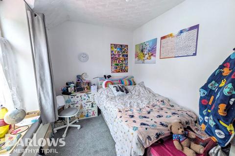 6 Rock View, Treharris, CF46 5NF