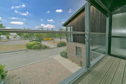 4 bedroom detached house for sale, Abacus Drive, Oakgrove, MK10