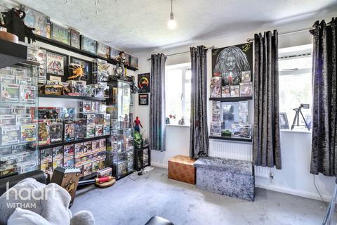 9 Boars Tye Road, Silver End, Witham, CM8 3QD