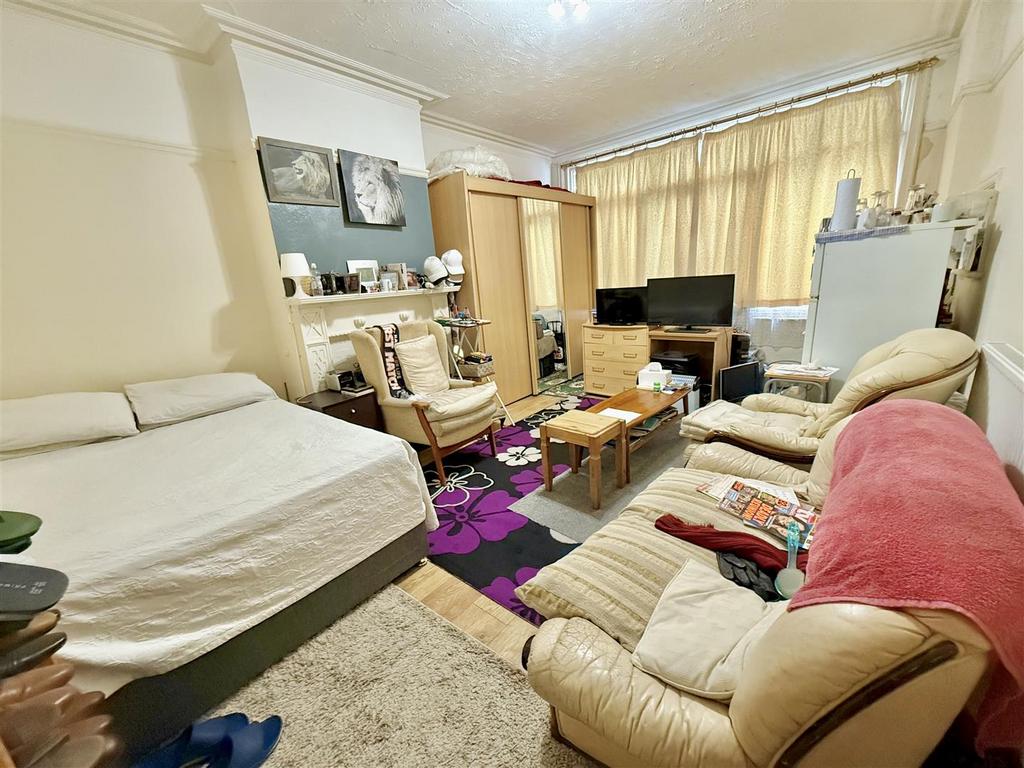 Room 1