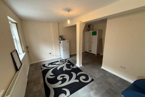 Flat to rent, 8 Jubilee Road, High Wycombe