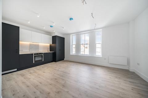 2 bedroom flat to rent, Mitcham Lane, London, SW16