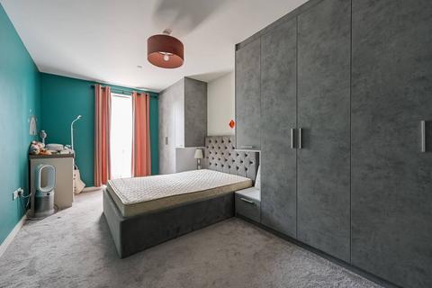 2 bedroom flat for sale, Hampden Road, Crouch End, London, N8
