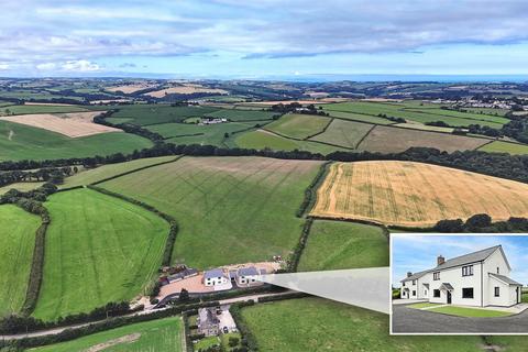 4 bedroom detached house for sale, Torrington EX38