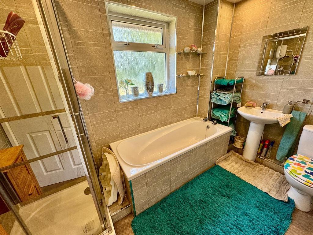 Bathroom/w.c.