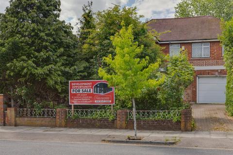 Sheldon Avenue, Kenwood, N6