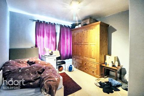 1 bedroom flat for sale, Broomfield, Guildford