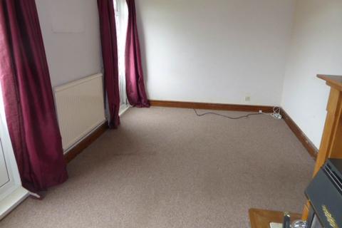 3 bedroom house to rent, Knoll Gardens, Carmarthen, Carmarthenshire