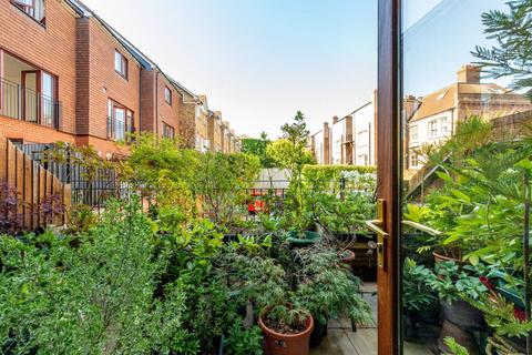 3 bedroom terraced house for sale, East Lane, Kingston, Kingston upon Thames, KT1