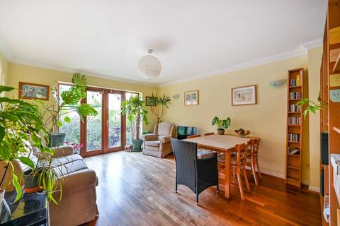 East Lane, Kingston, Kingston upon Thames, KT1