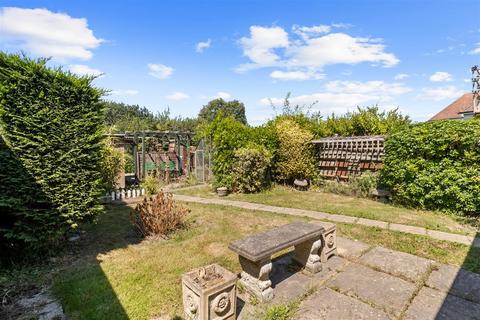 3 bedroom end of terrace house for sale, Lansdowne Drive, Hailsham