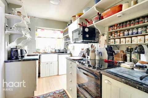2 bedroom end of terrace house for sale, Woodrow Avenue, Hayes