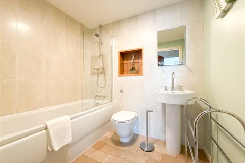 2 bedroom apartment for sale, Cameronian Square, Worsdell Drive, Gateshead, NE8