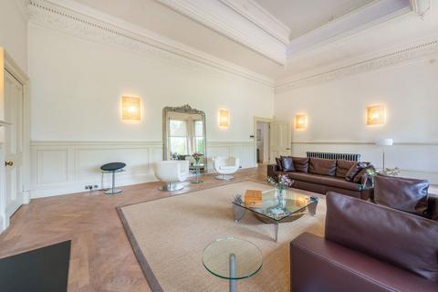 undefined, High Road, Coulsdon CR5