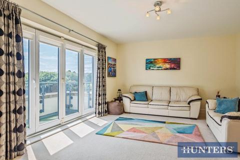 2 bedroom apartment for sale, Scalby Mills Road, Scarborough