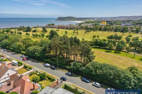 2 bedroom apartment for sale, Scalby Mills Road, Scarborough