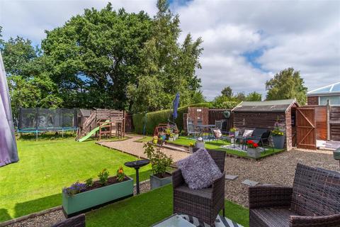 4 bedroom detached house for sale, Royal Avenue, Leyland