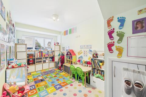 18 Watlings Close, Croydon, CR0 7XQ