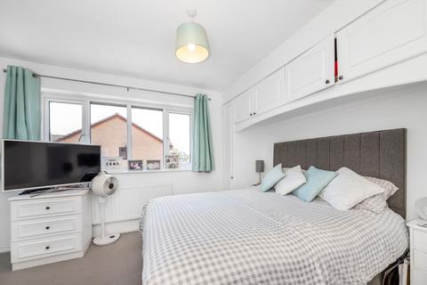 18 Watlings Close, Croydon, CR0 7XQ