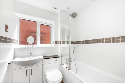 18 Watlings Close, Croydon, CR0 7XQ