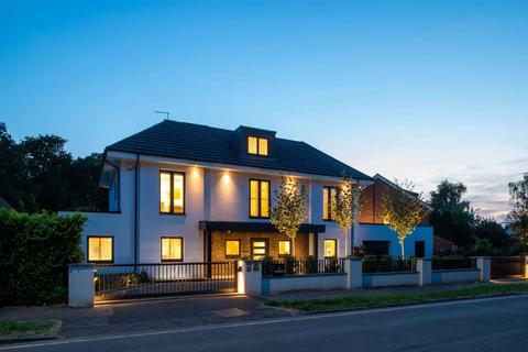 5 bedroom detached house for sale, Fairgreen, Barnet, EN4