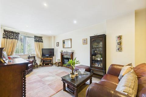 2 bedroom apartment for sale, Salts Mill Road, Shipley