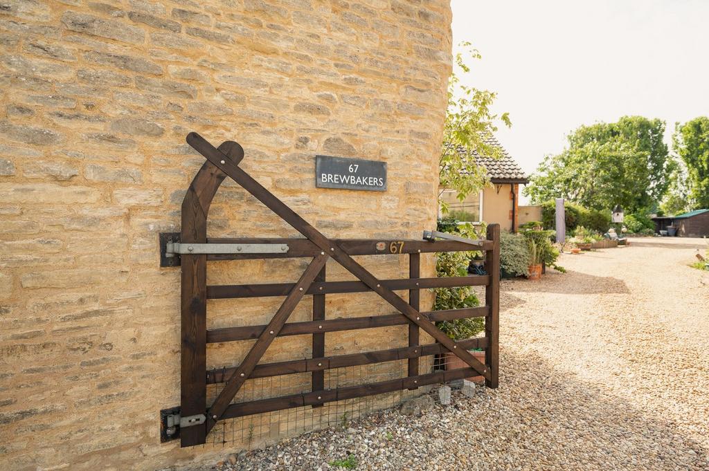 Gated Driveway