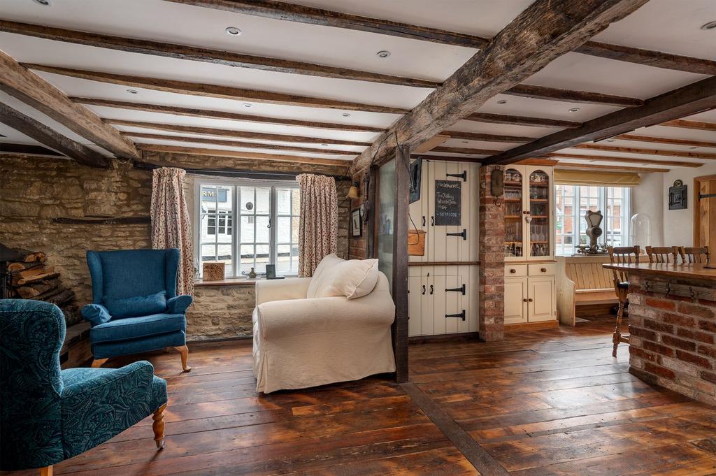 Kitchen / Snug